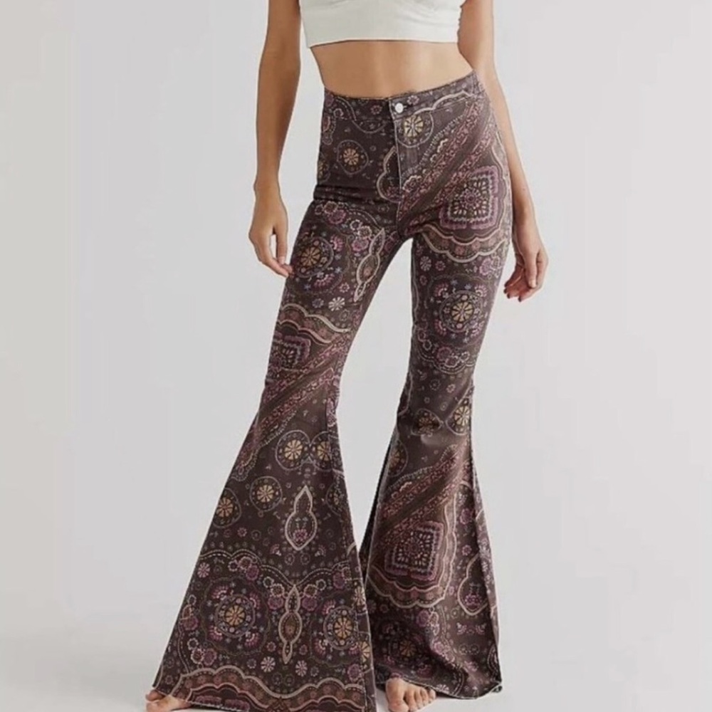 NWT Free People Just Float On Flare Jeans